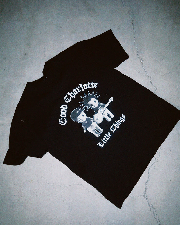 LITTLE THINGS TEE