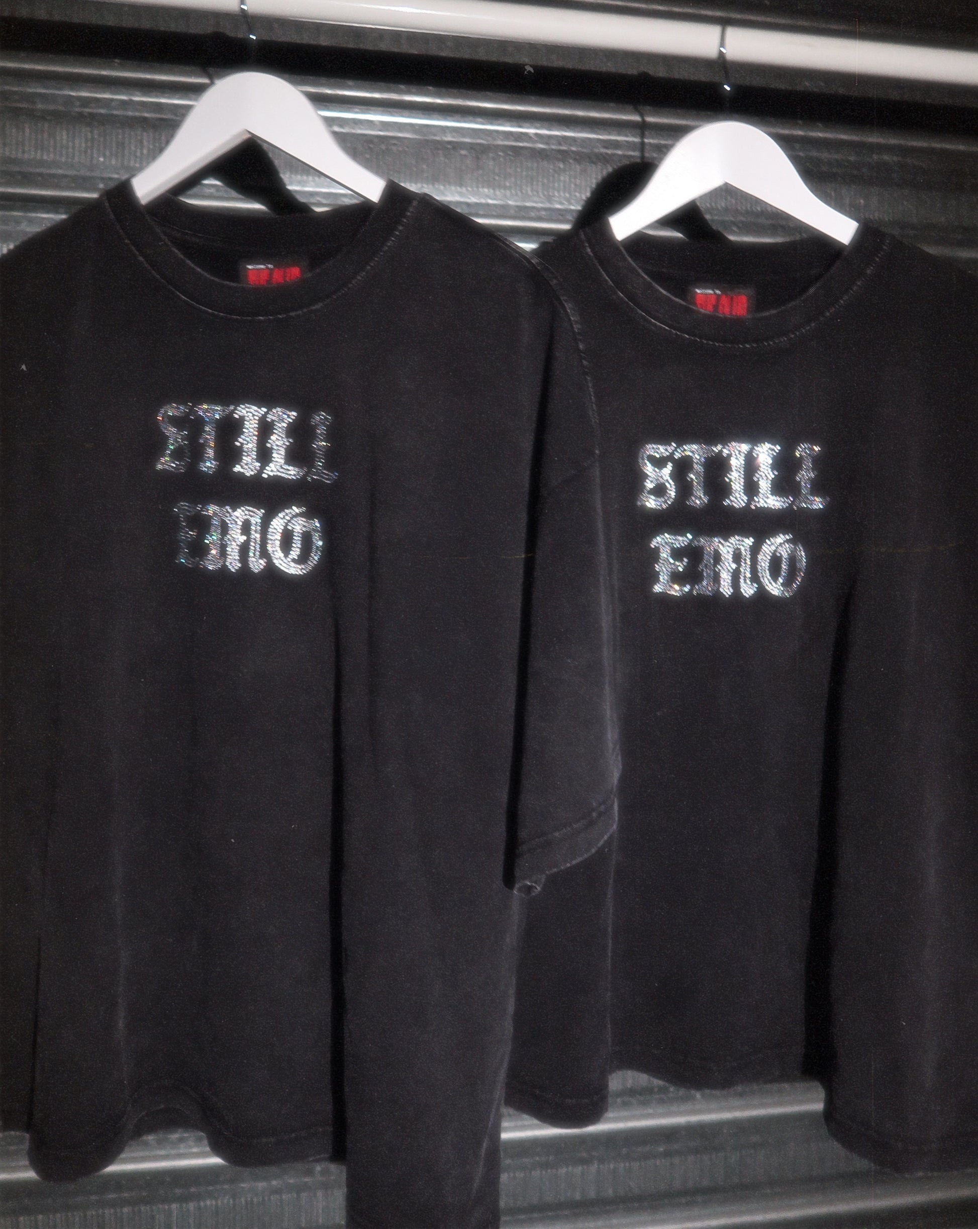 STILL EMO OVERSIZED TEE ★