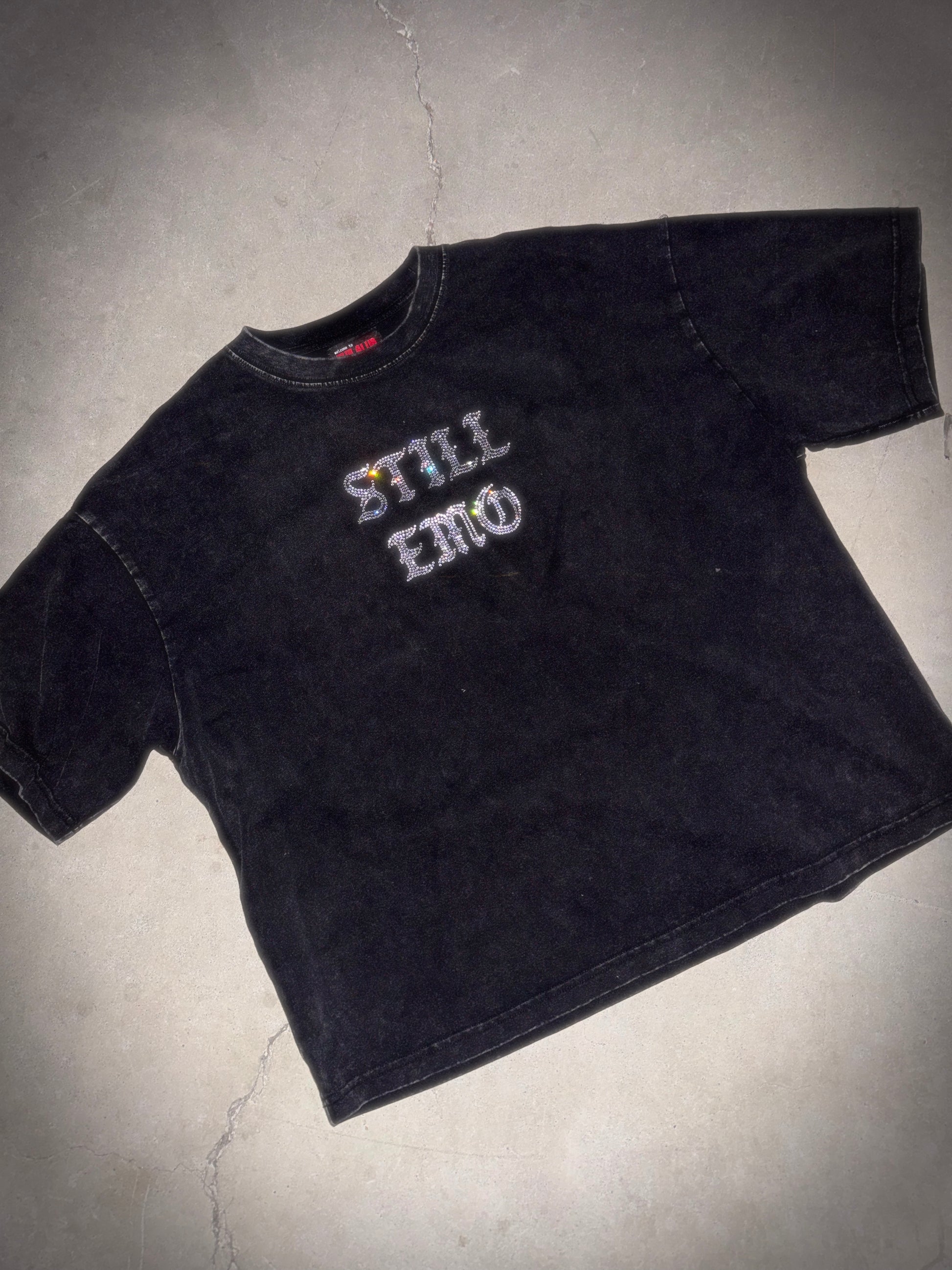 STILL EMO OVERSIZED TEE ★