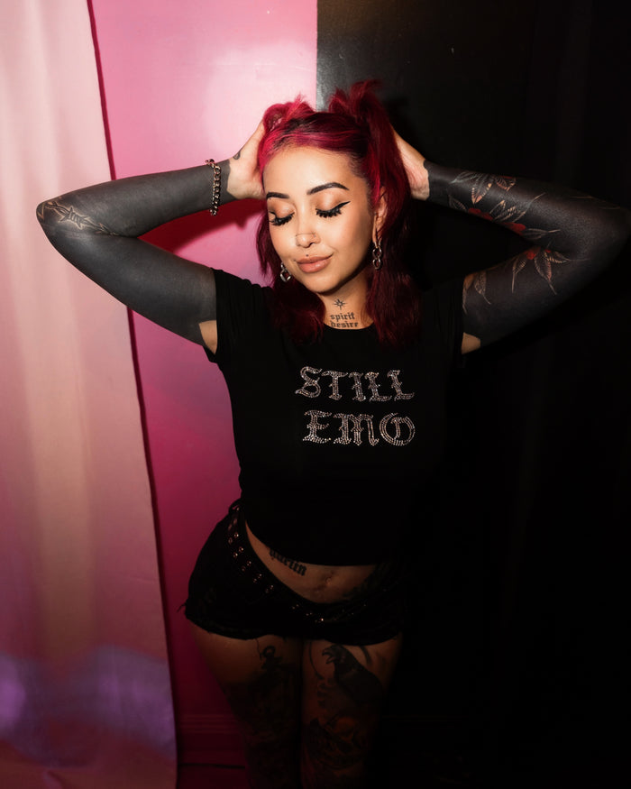 STILL EMO BABY TEE ★