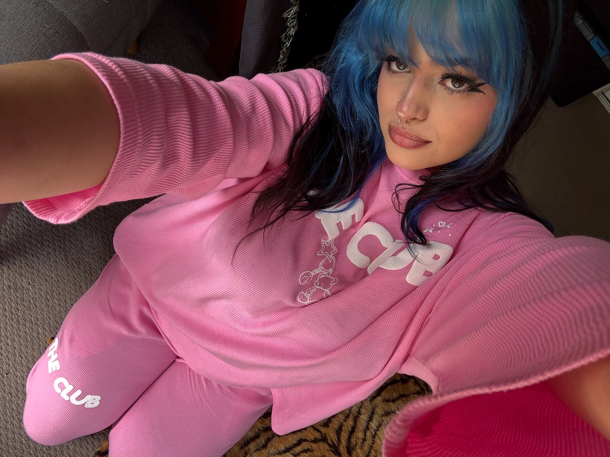 THE CLUB: PINK LOUNGE SET