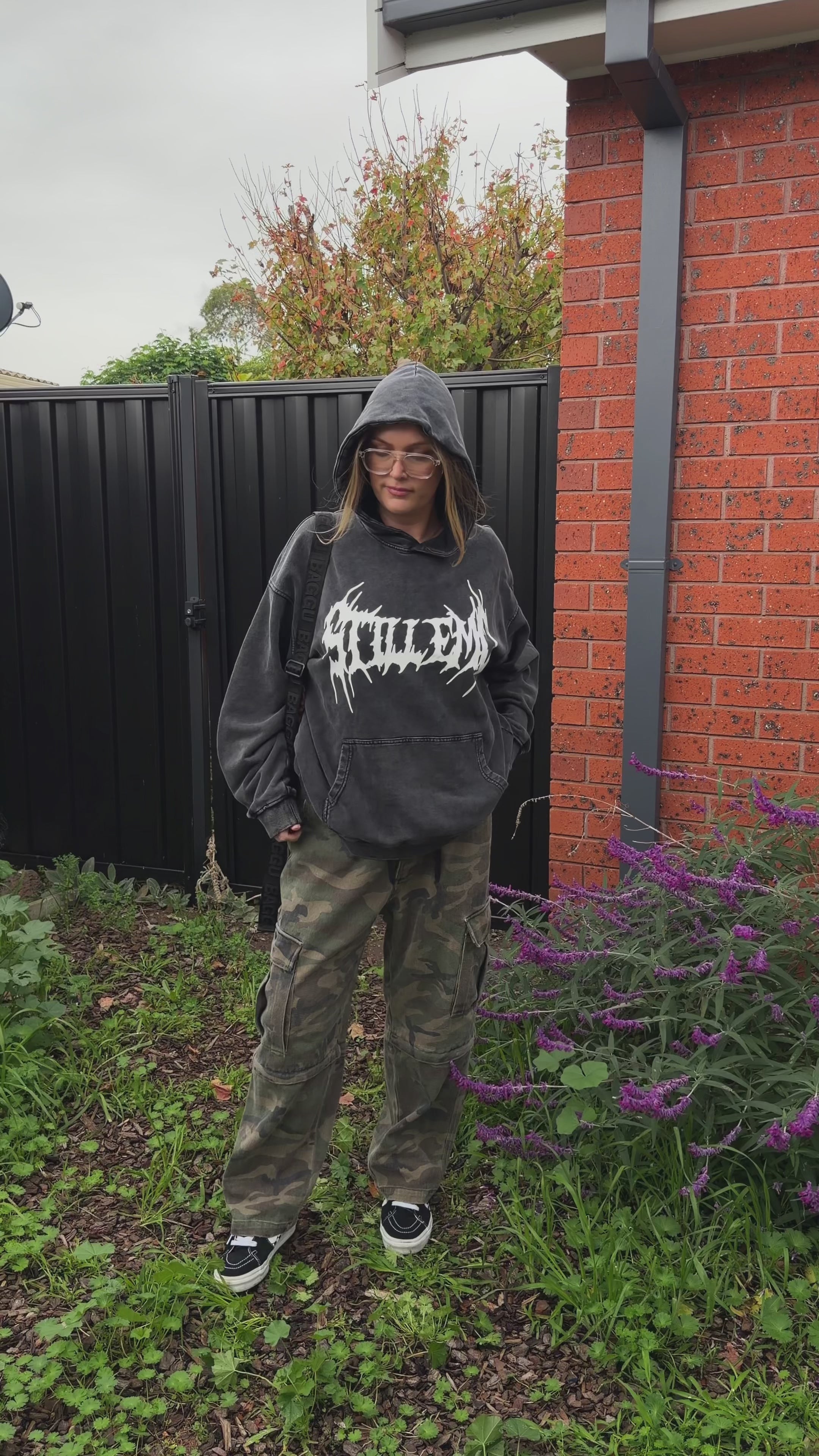 METALCORE OVERSIZED WHITE HOODIE